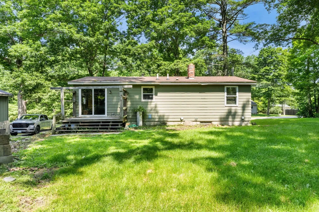 1664 Lewiston Road Litchfield ME 04350