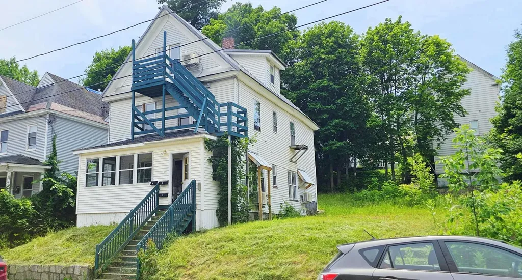 123/127 Washington Street Rumford ME 04276