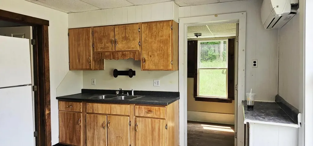 123/127 Washington Street Rumford ME 04276