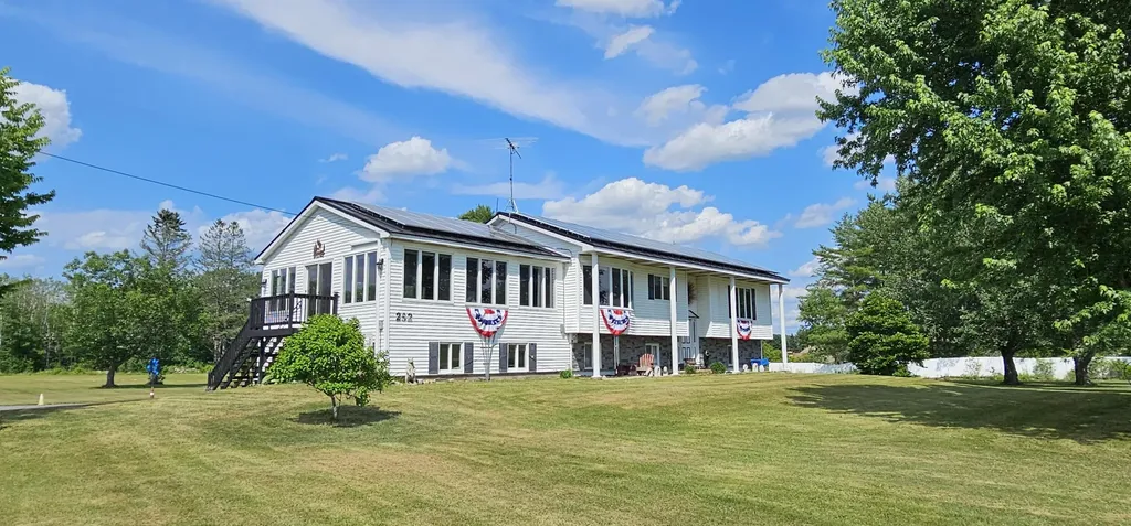 292 Neck Road Benton ME 04901