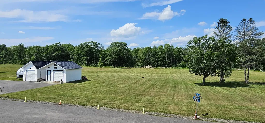 292 Neck Road Benton ME 04901