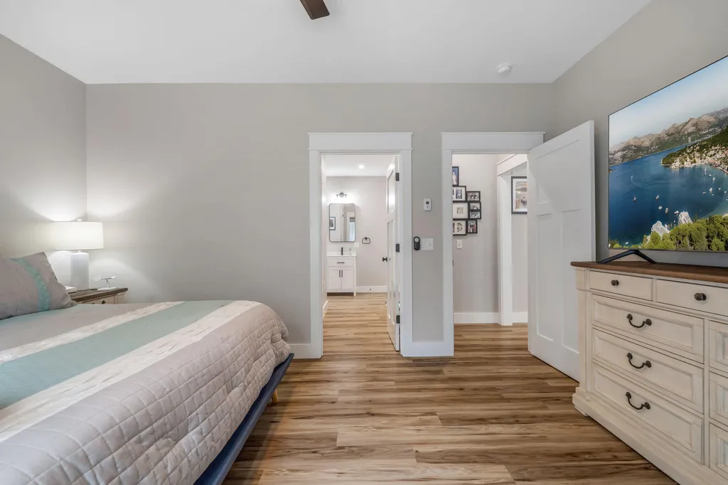 18 Crestwood Drive Orrington ME 04474