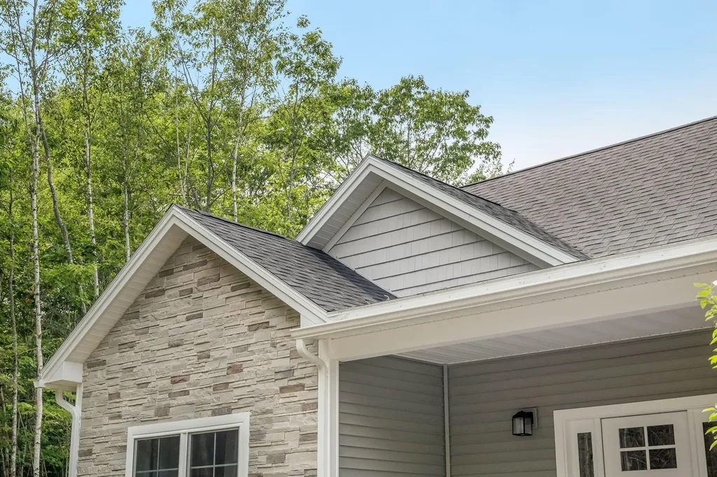 18 Crestwood Drive Orrington ME 04474