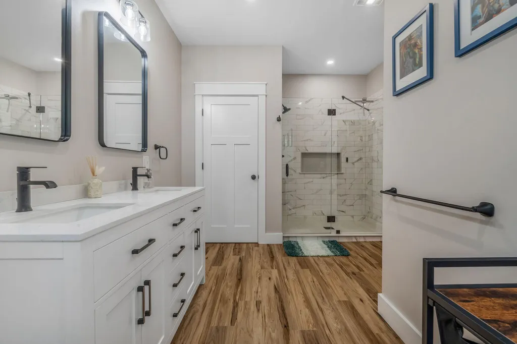 18 Crestwood Drive Orrington ME 04474