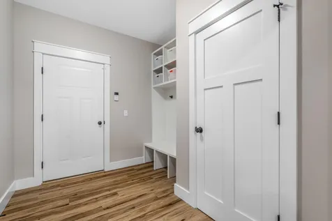 18 Crestwood Drive Orrington ME 04474