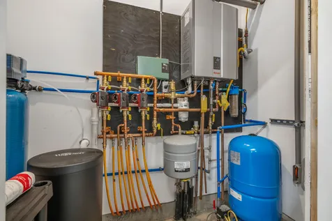 18 Crestwood Drive Orrington ME 04474