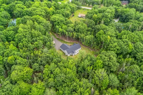 18 Crestwood Drive Orrington ME 04474