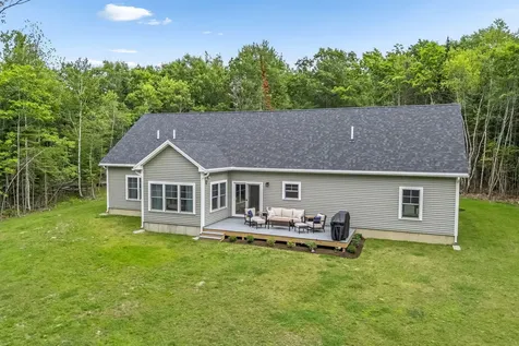 18 Crestwood Drive Orrington ME 04474