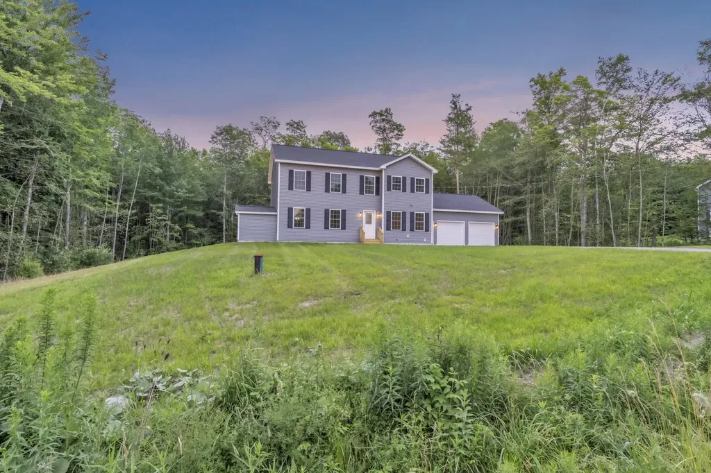 19 Pleasant Road Sidney ME 04330