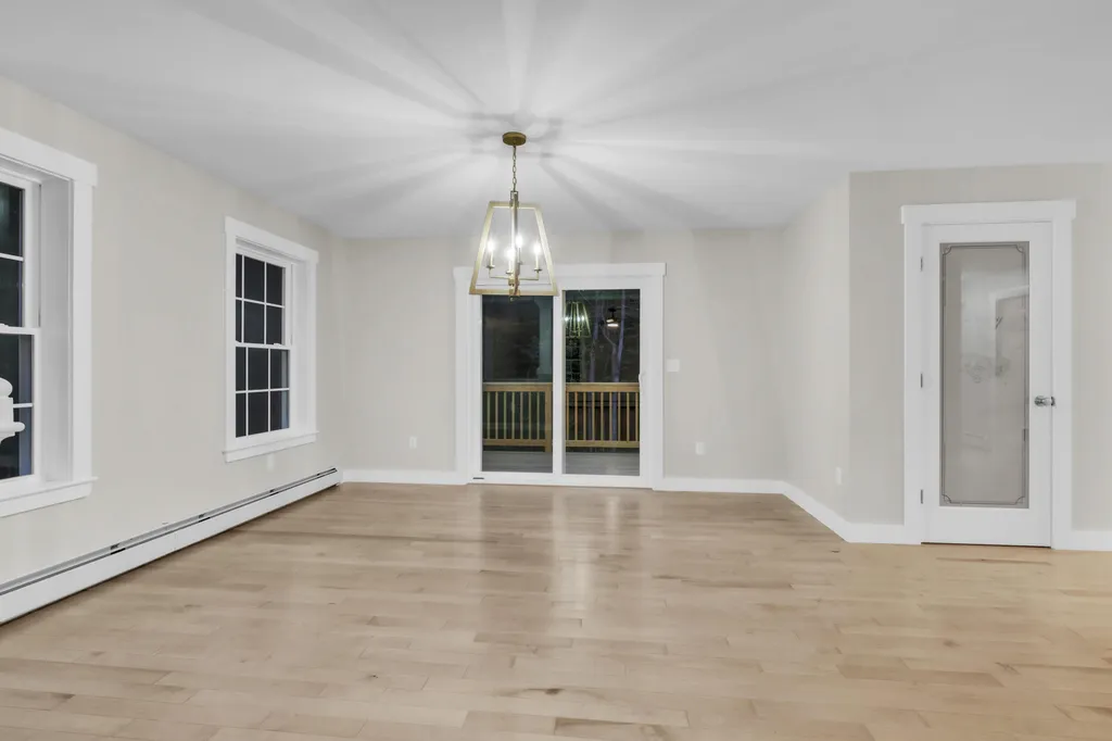 19 Pleasant Road Sidney ME 04330