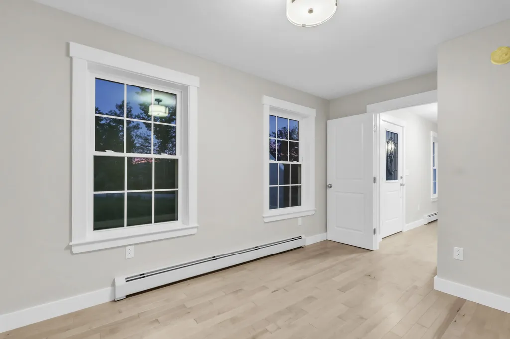 19 Pleasant Road Sidney ME 04330