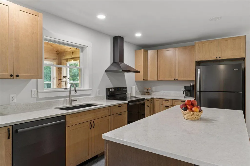 26 Heights Road Stockton Springs ME 04981
