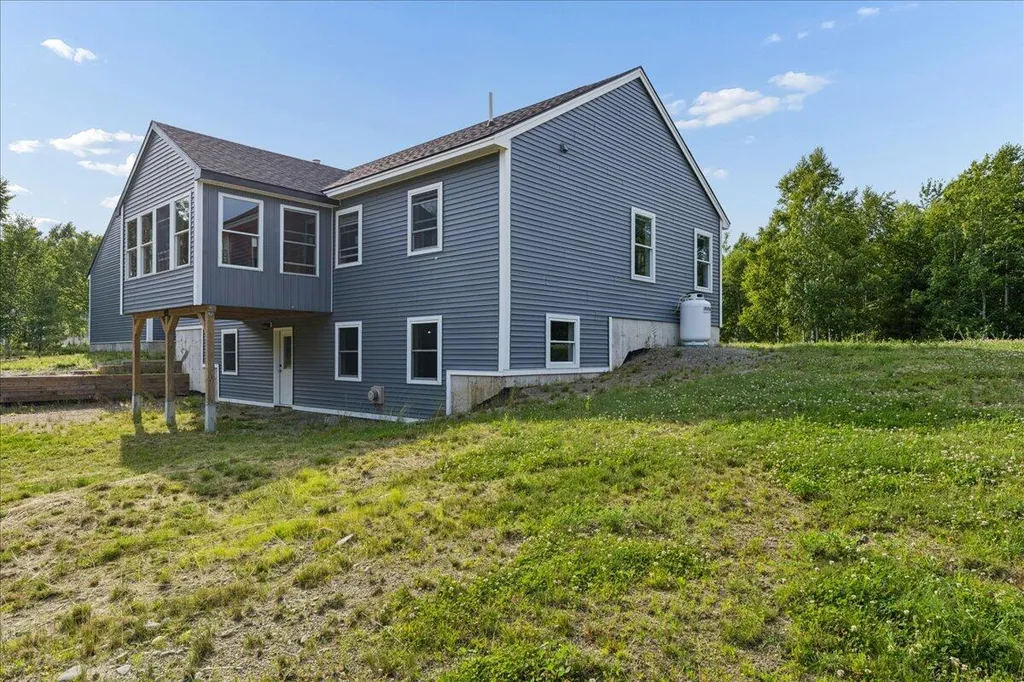 26 Heights Road Stockton Springs ME 04981