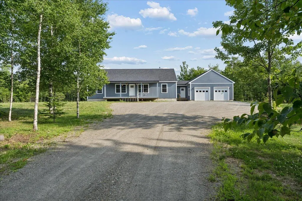 26 Heights Road Stockton Springs ME 04981