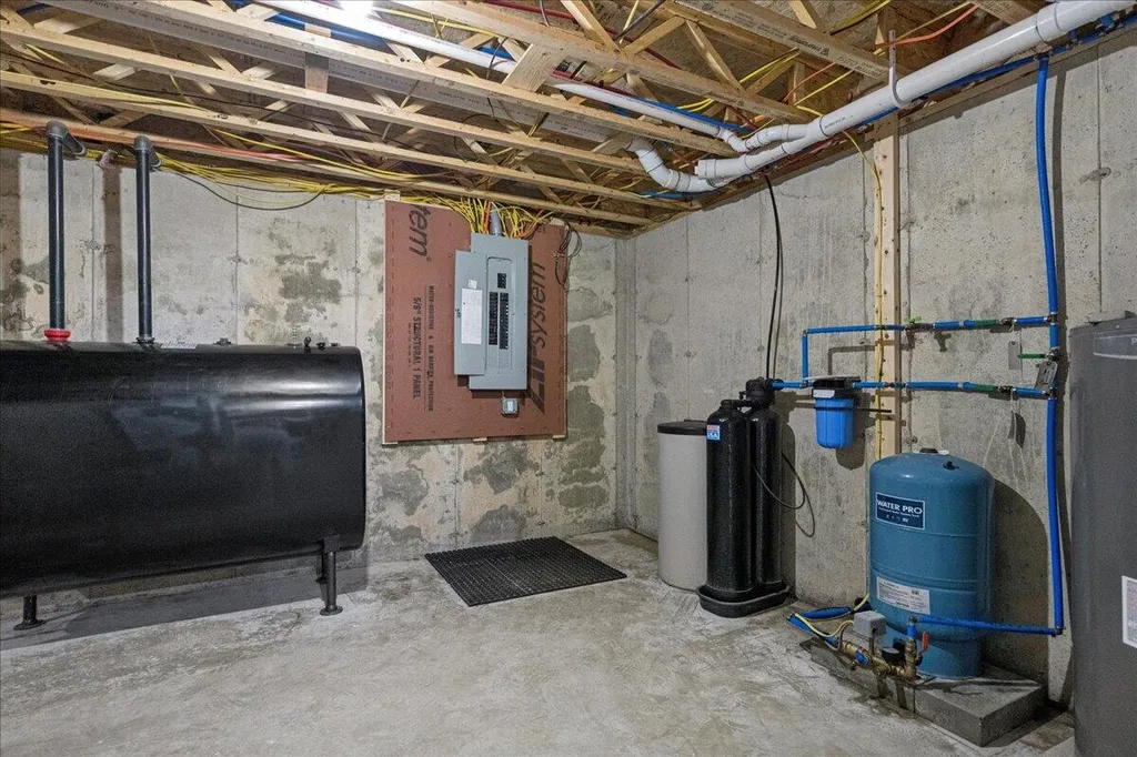 26 Heights Road Stockton Springs ME 04981