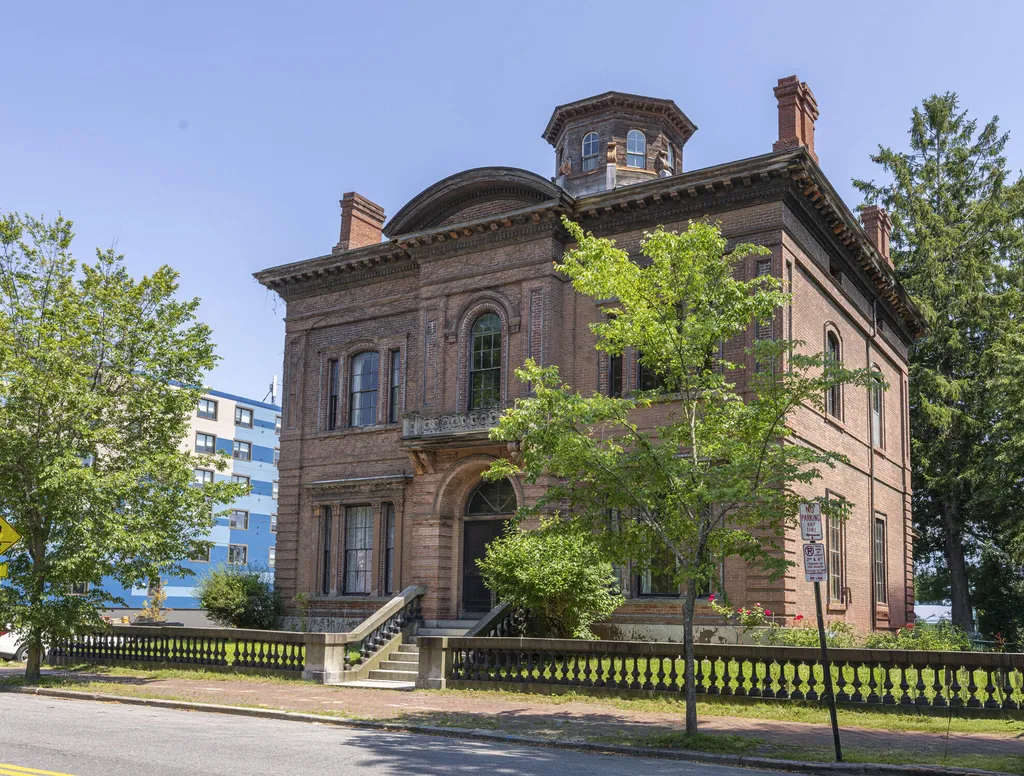 300 Danforth Street Portland ME 04102