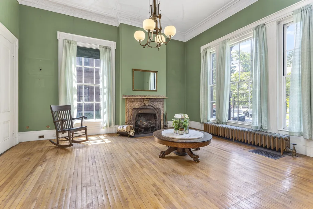 300 Danforth Street Portland ME 04102