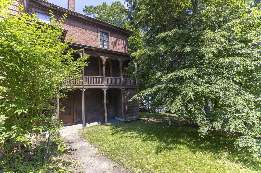 300 Danforth Street Portland ME 04102
