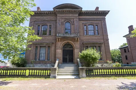 300 Danforth Street Portland ME 04102