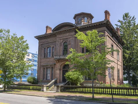 300 Danforth Street Portland ME 04102