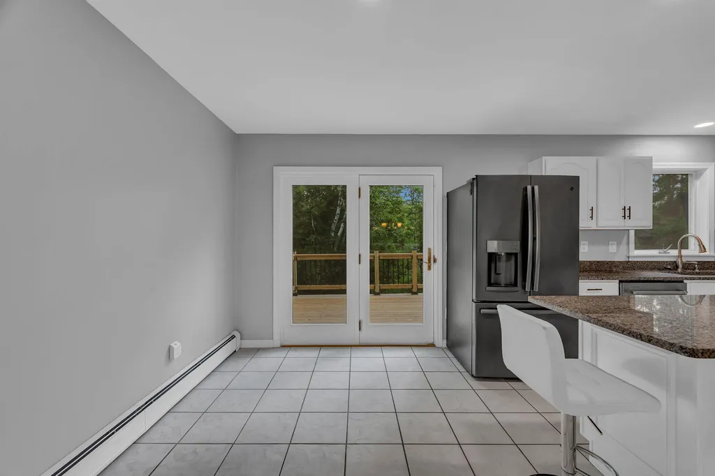 35 Beech Grove Avenue Glenburn ME 04401