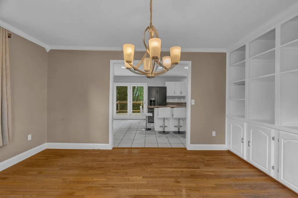 35 Beech Grove Avenue Glenburn ME 04401