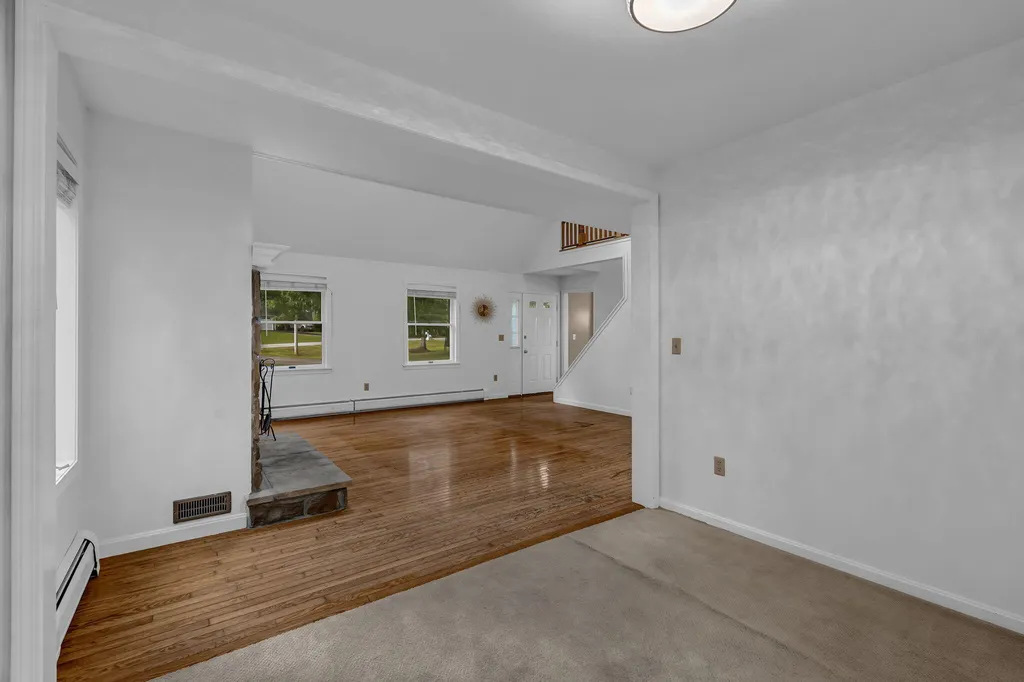 35 Beech Grove Avenue Glenburn ME 04401