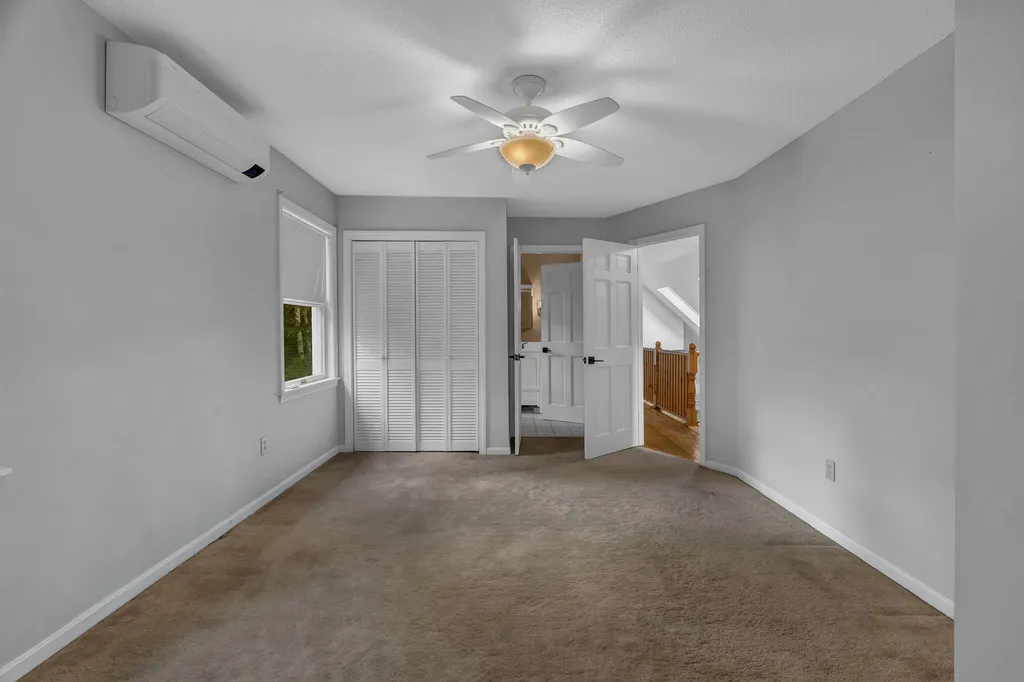 35 Beech Grove Avenue Glenburn ME 04401