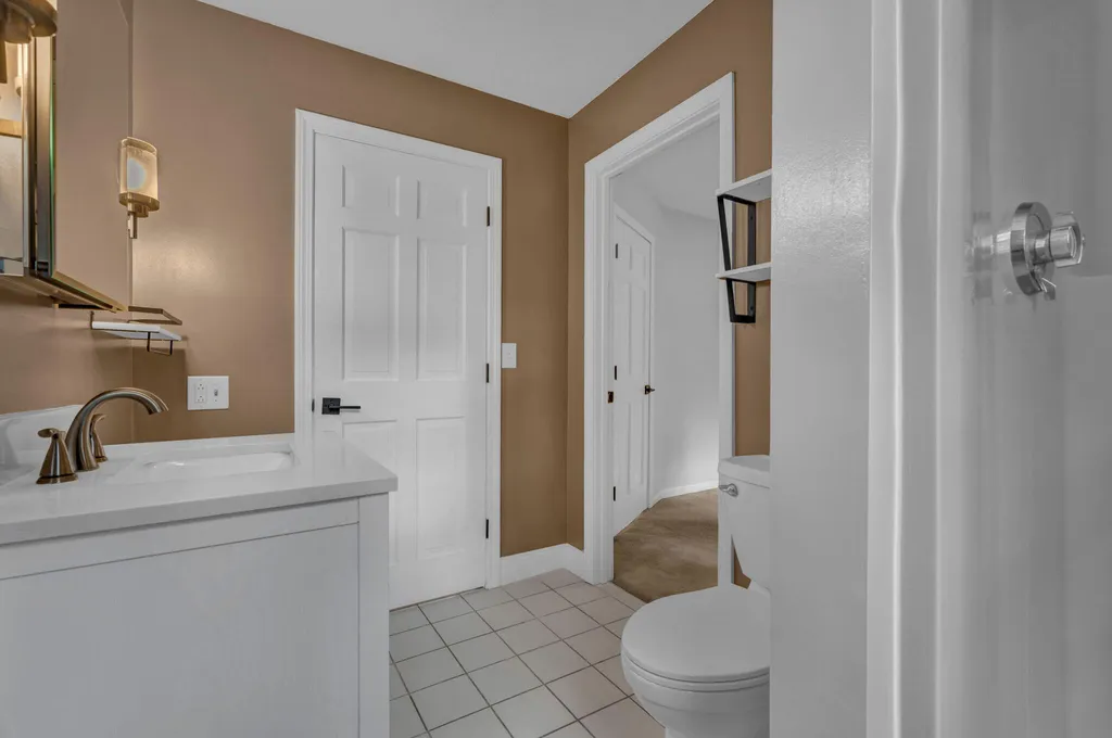 35 Beech Grove Avenue Glenburn ME 04401