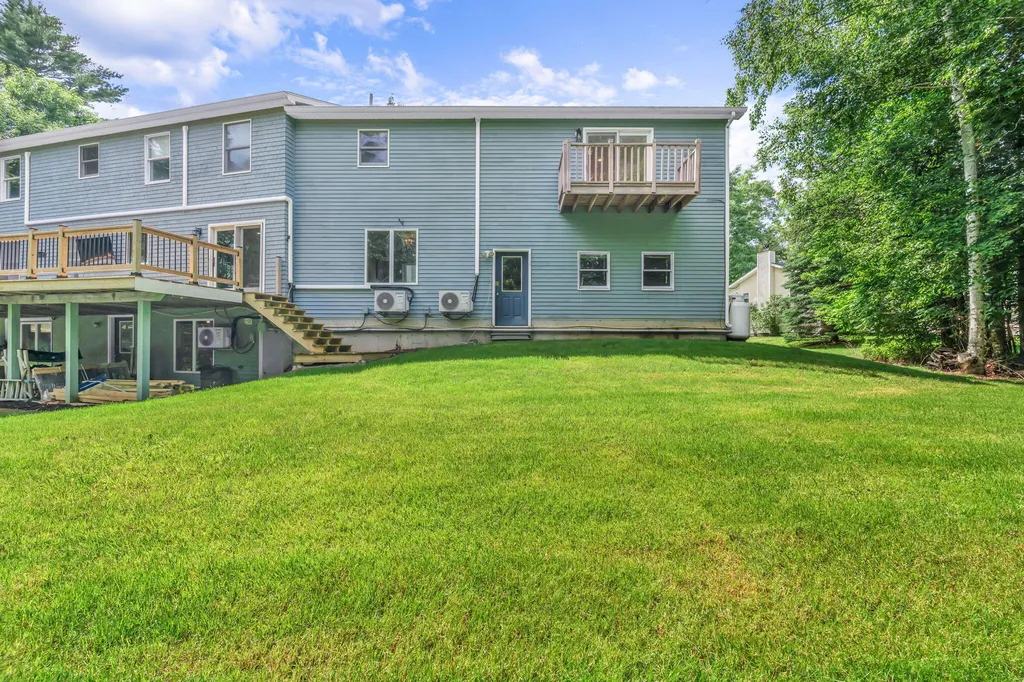 35 Beech Grove Avenue Glenburn ME 04401