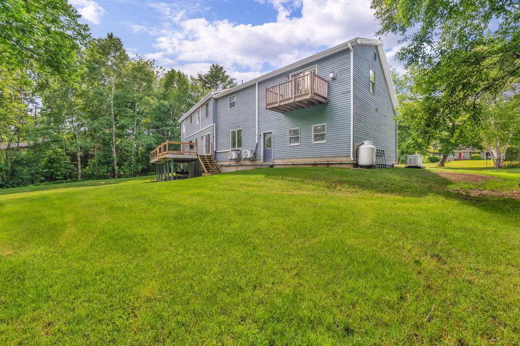 35 Beech Grove Avenue Glenburn ME 04401
