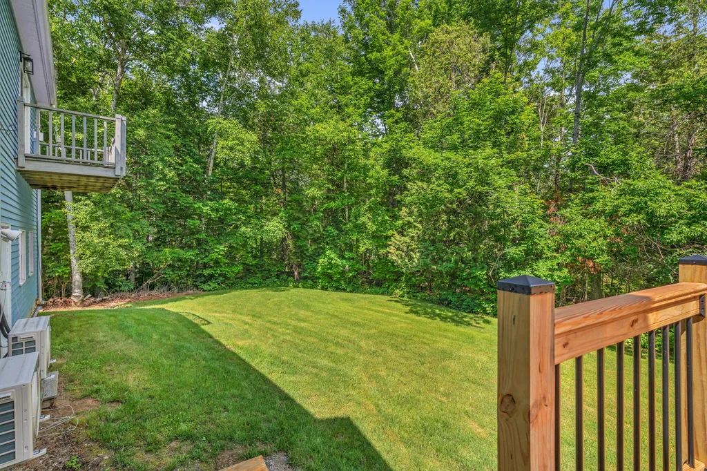 35 Beech Grove Avenue Glenburn ME 04401
