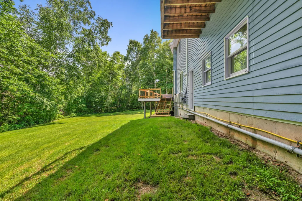35 Beech Grove Avenue Glenburn ME 04401