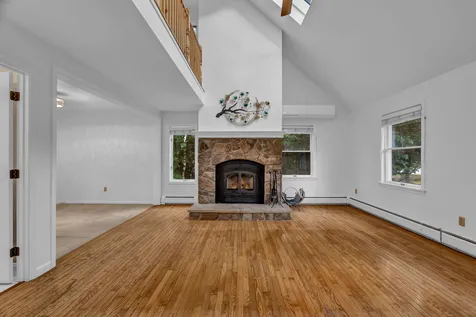 35 Beech Grove Avenue Glenburn ME 04401