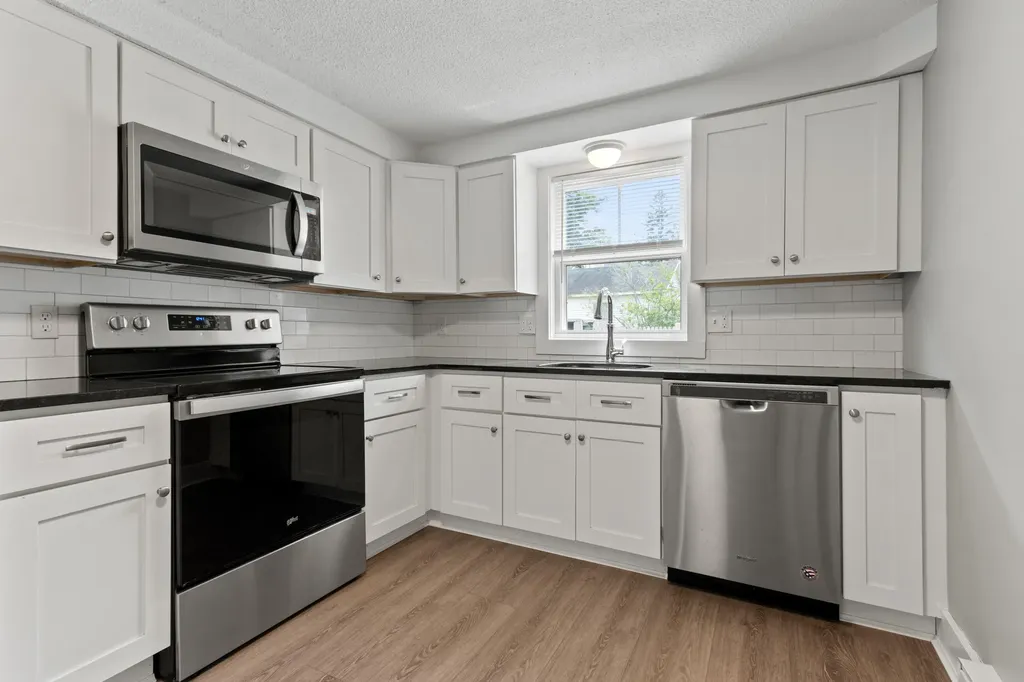 9 Cole Street South Portland ME 04106
