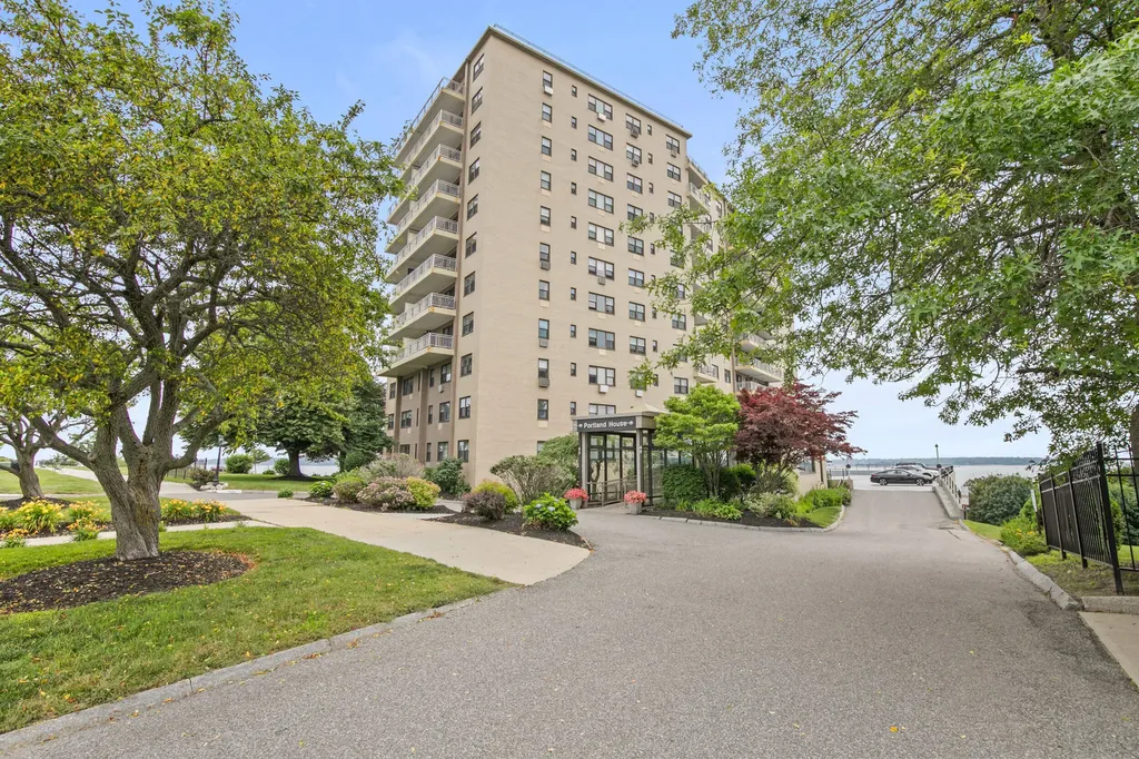 45 Eastern Promenade Portland ME 04101