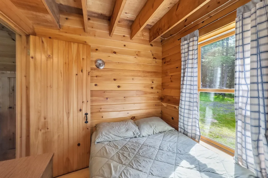 660 Sprague Road Waldoboro ME 04572