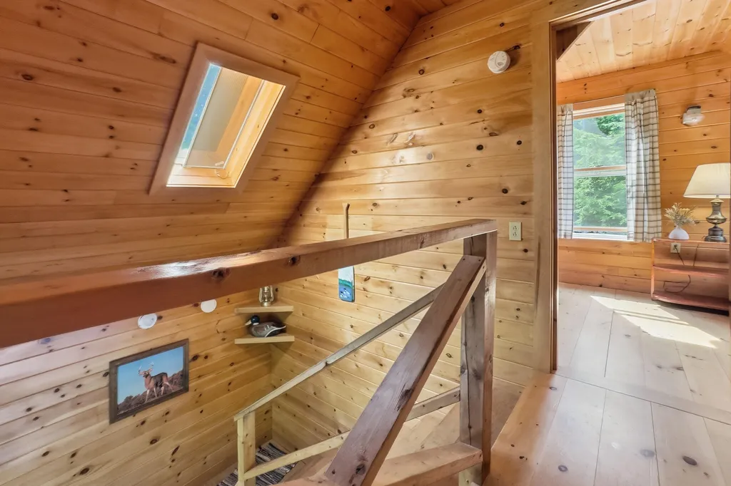 660 Sprague Road Waldoboro ME 04572