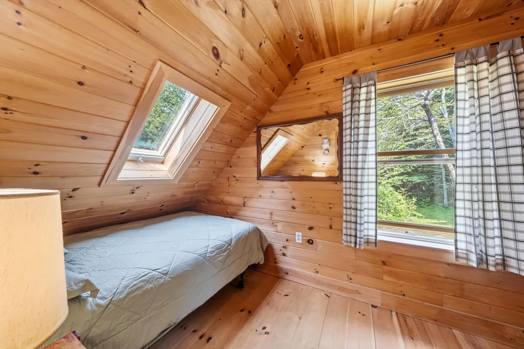 660 Sprague Road Waldoboro ME 04572