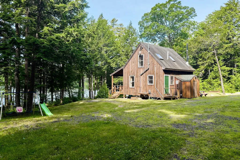 660 Sprague Road Waldoboro ME 04572