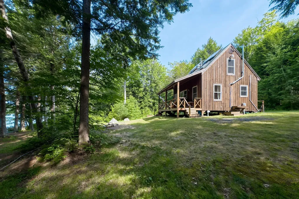 660 Sprague Road Waldoboro ME 04572