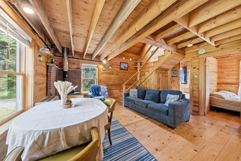 660 Sprague Road Waldoboro ME 04572