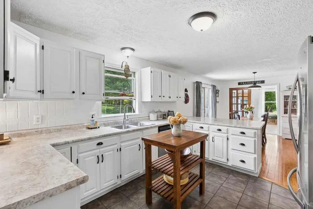 672 Park Street Livermore Falls ME 04254