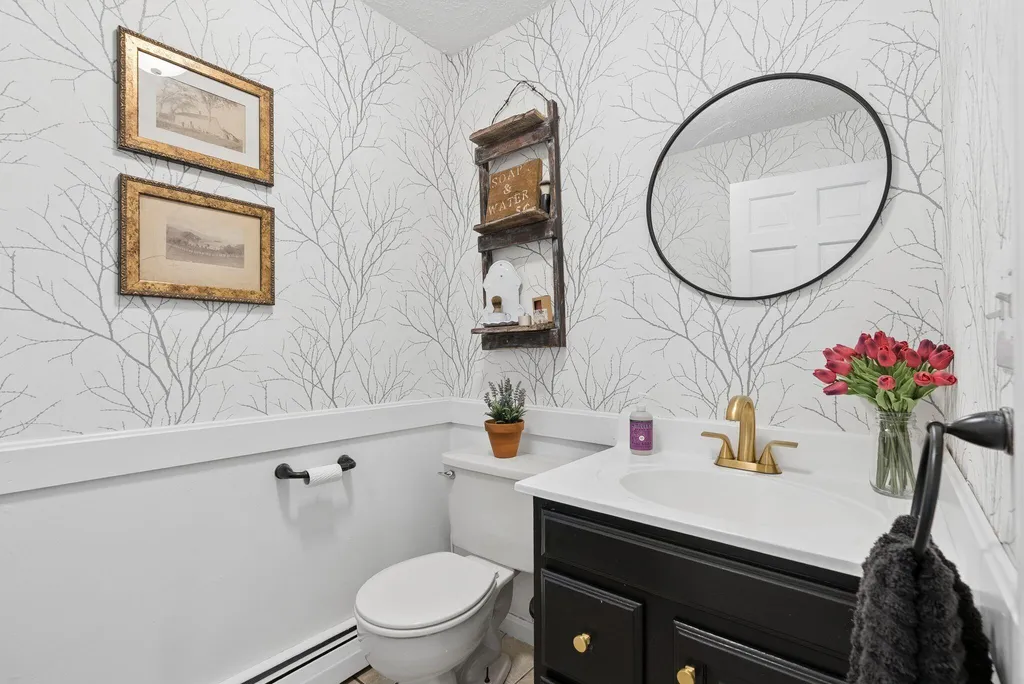 672 Park Street Livermore Falls ME 04254