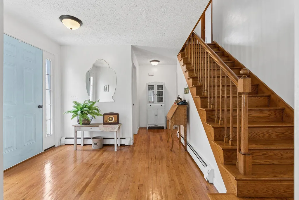 672 Park Street Livermore Falls ME 04254