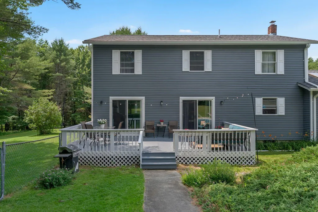 672 Park Street Livermore Falls ME 04254