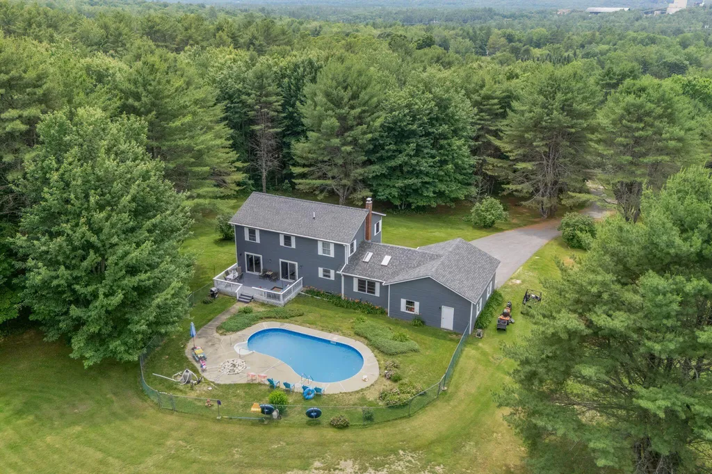 672 Park Street Livermore Falls ME 04254