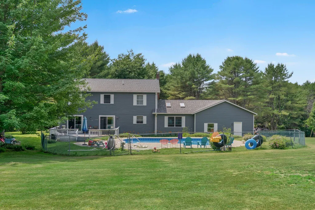 672 Park Street Livermore Falls ME 04254