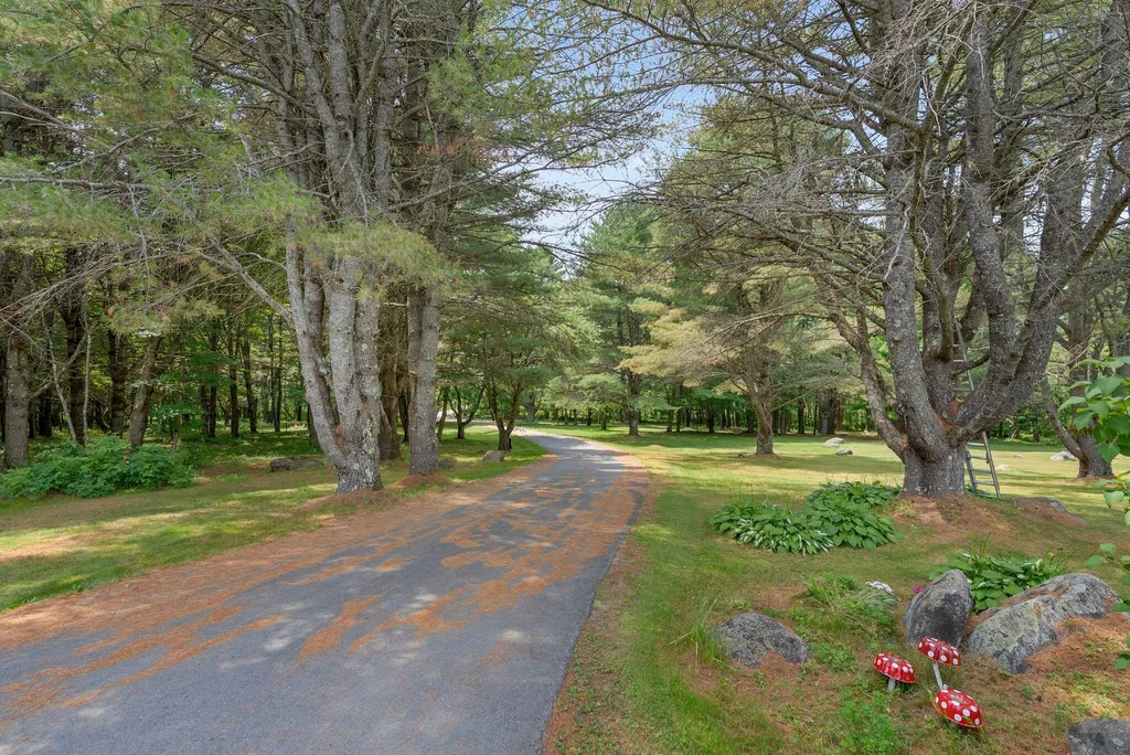 672 Park Street Livermore Falls ME 04254