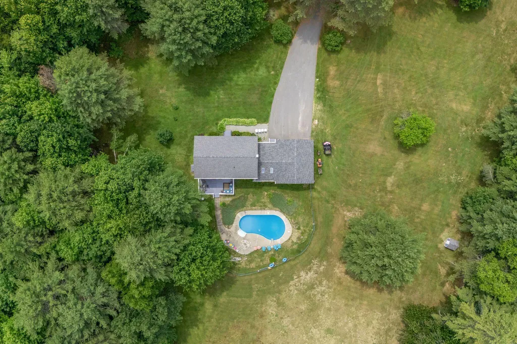 672 Park Street Livermore Falls ME 04254